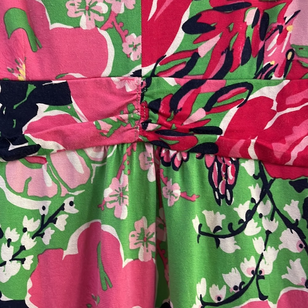Lilly Pulitzer size S adorable dress!
B3 - Picture 3 of 4